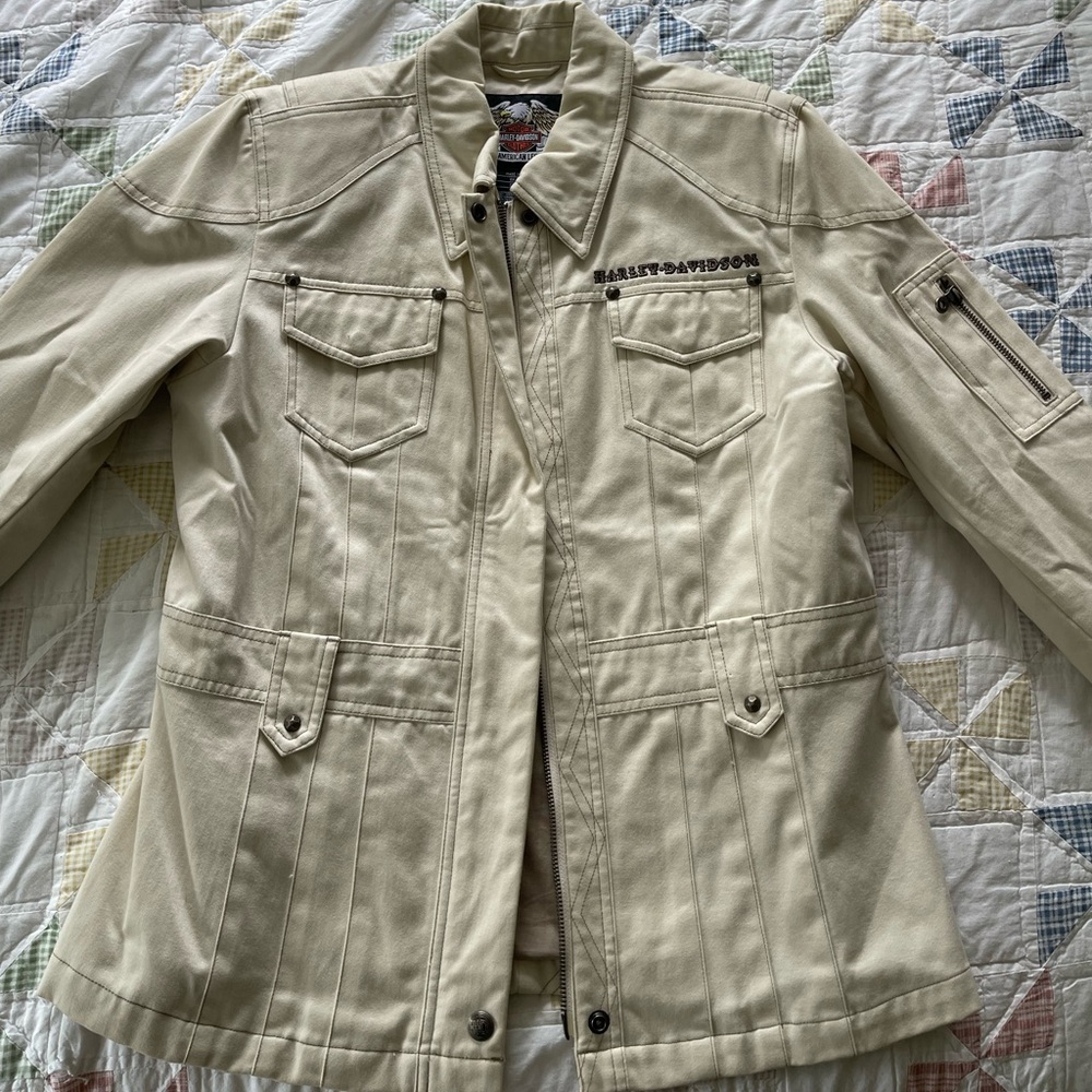 White/cream Women’s Harley Davidson Jacket Large